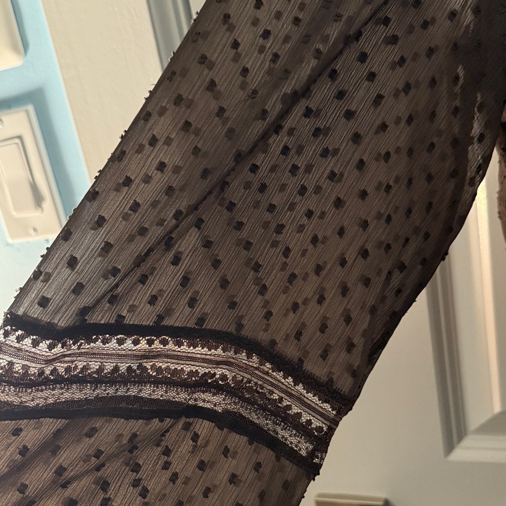 Abercrombie & Fitch Long-Sleeve Tie-Front Brown Lace Top NWOT - Picture 8 of 8